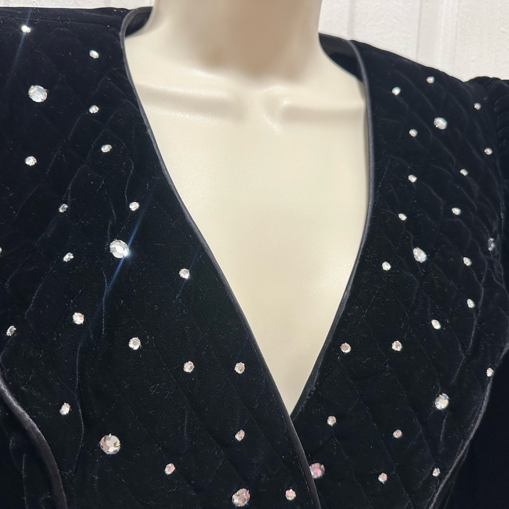 Vtg J.Harris Black Velvet Rhinestone Formal 2 Pc Suit Skirt & Keyhole Jacket 6 - Picture 6 of 16